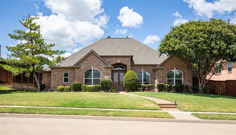 Property photo for 1405 Faringdon Drive, Plano, TX