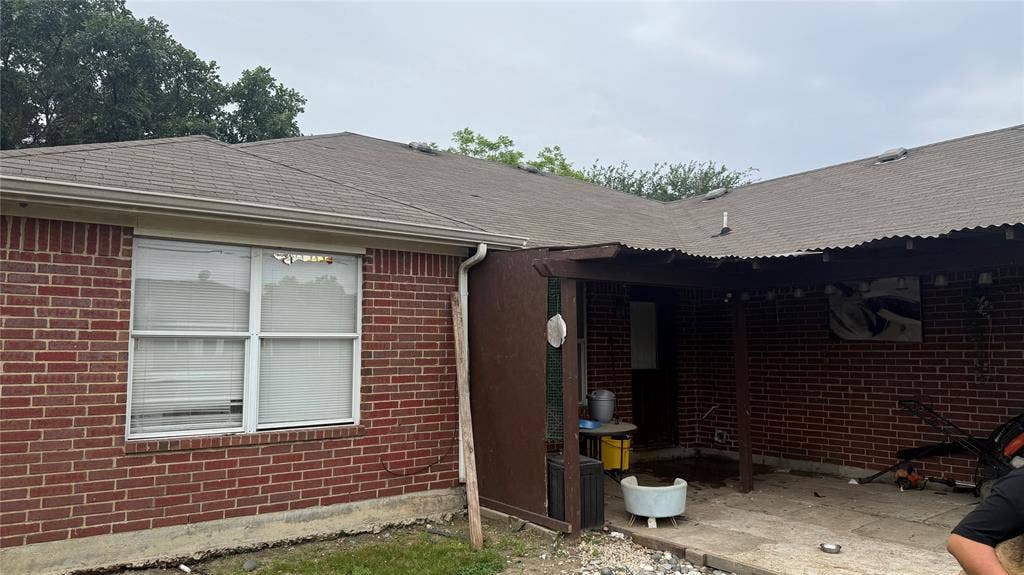 2330 John Mccoy Drive, Dallas, TX 75227 2330 John Mccoy Drive, Dallas, TX 75227