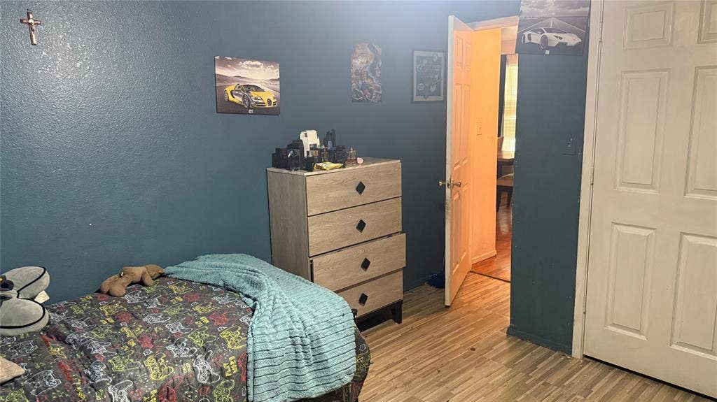 2330 John Mccoy Drive, Dallas, TX 75227 2330 John Mccoy Drive, Dallas, TX 75227