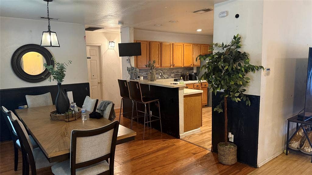 2330 John Mccoy Drive, Dallas, TX 75227 2330 John Mccoy Drive, Dallas, TX 75227