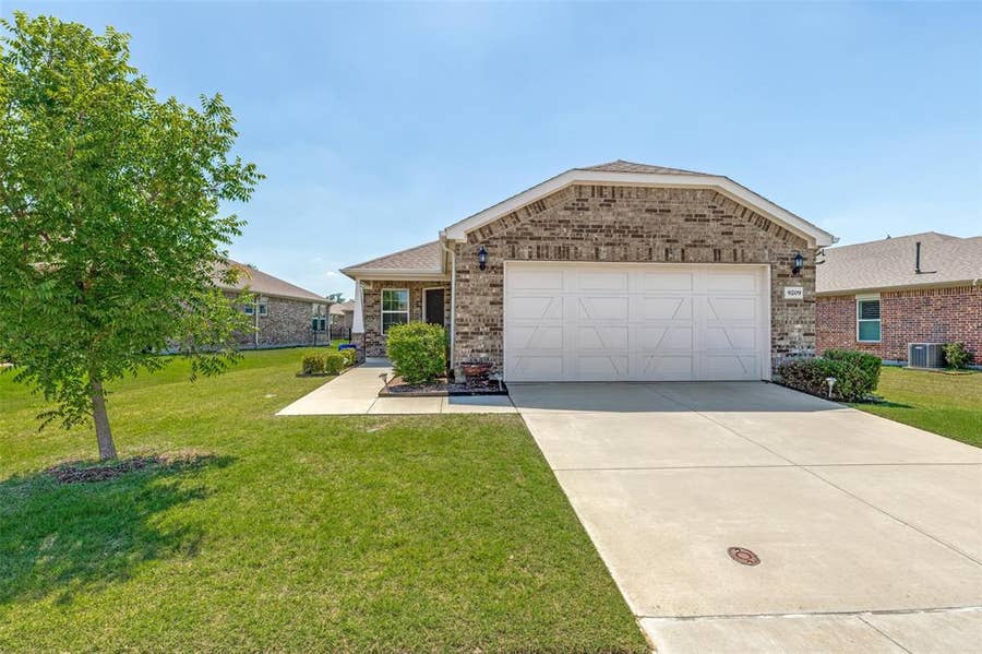 Property photo for 9209 Tranquil Trail, McKinney, TX