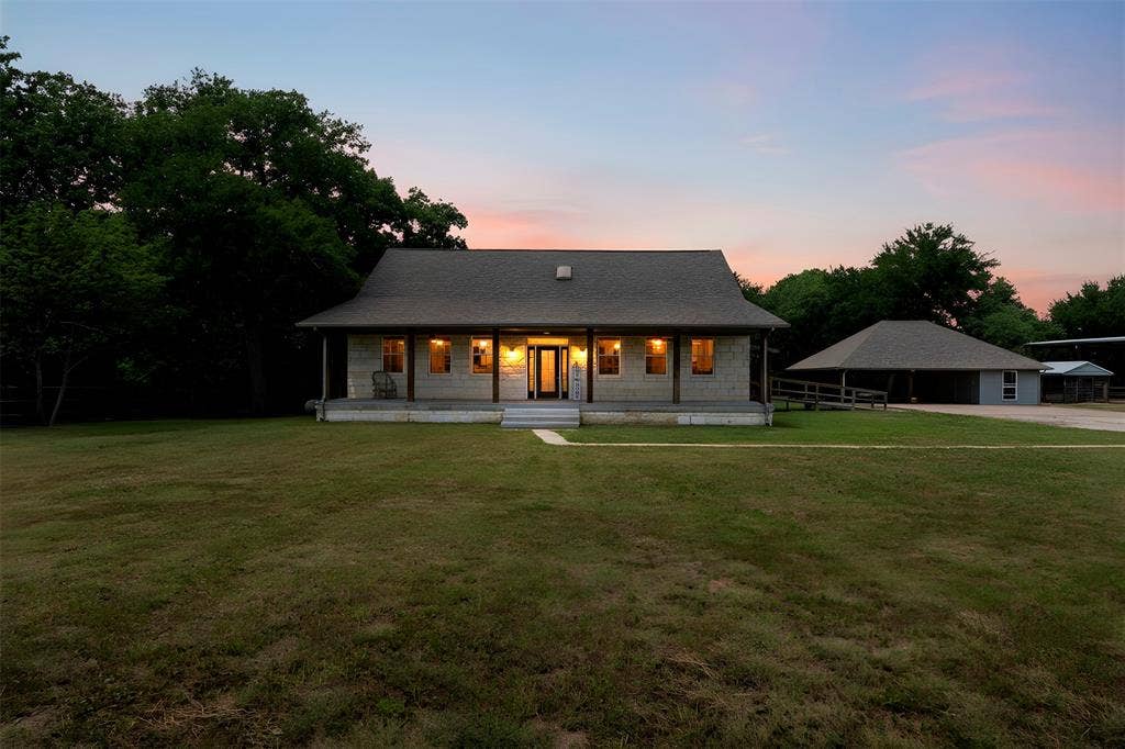 6500 Lusk Branch Court, Granbury, TX 76049 6500 Lusk Branch Court, Granbury, TX 76049
