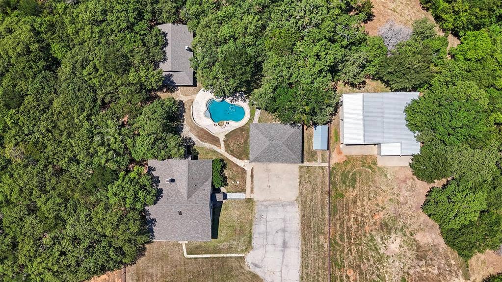 6500 Lusk Branch Court, Granbury, TX 76049 6500 Lusk Branch Court, Granbury, TX 76049