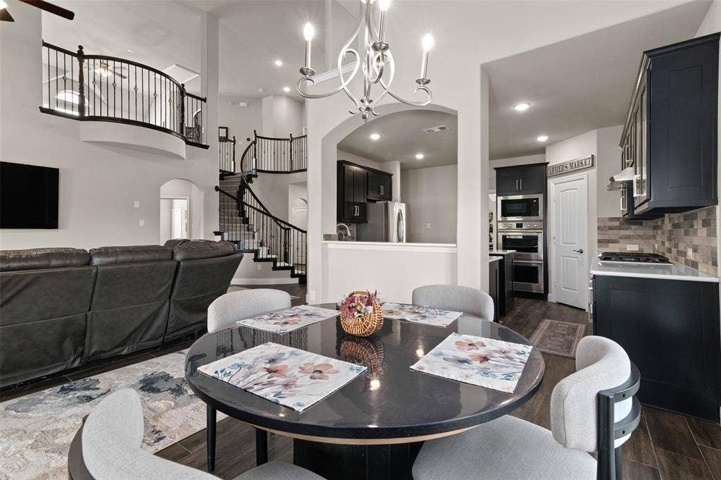 800 Beckington Drive, Shady Shores, TX 76208 Breakfast area featuring a chandelier and recessed lighting