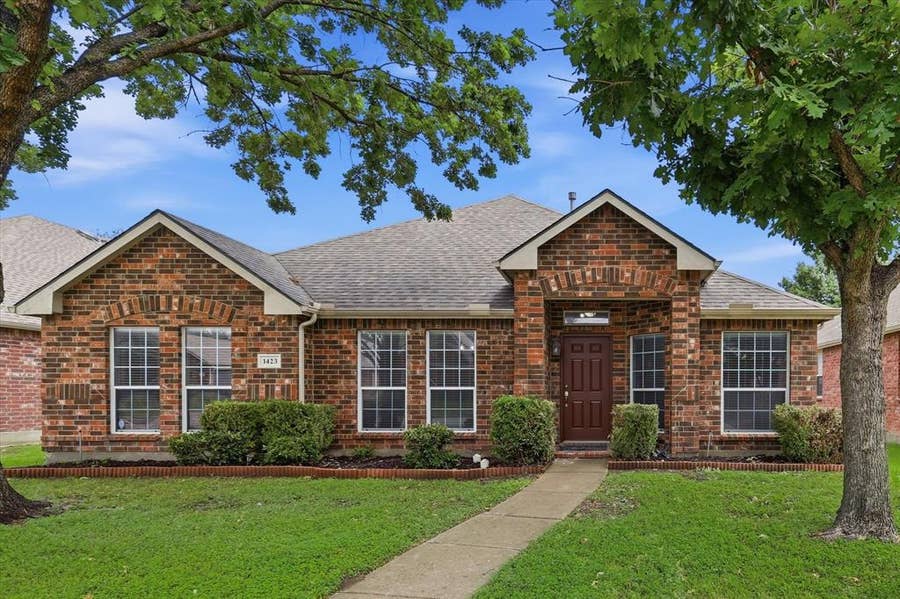 Property photo for 1423 Sleepy Hollow Drive, Allen, TX