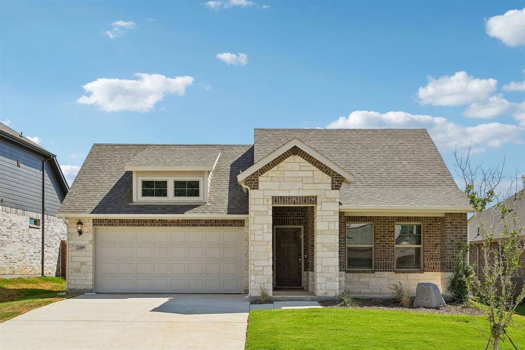 2409 Nicole Drive, Denton, TX 76208 2409 Nicole Drive, Denton, TX 76208