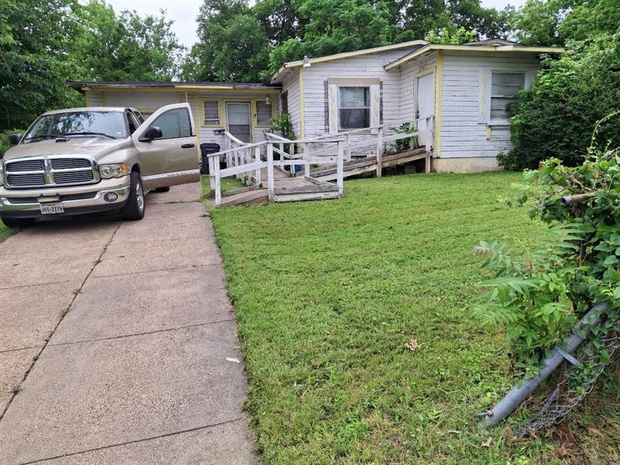 Property photo for 5135 Southwick Drive, Dallas, TX