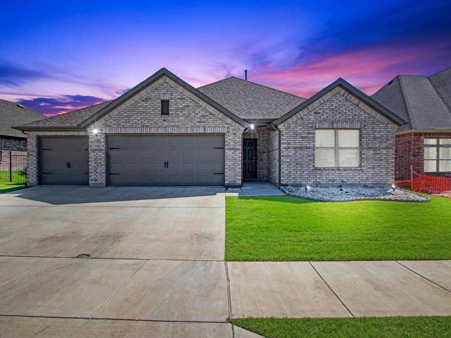 Property photo for 3541 Redbud Flower Trail, Prairie Ridge, TX