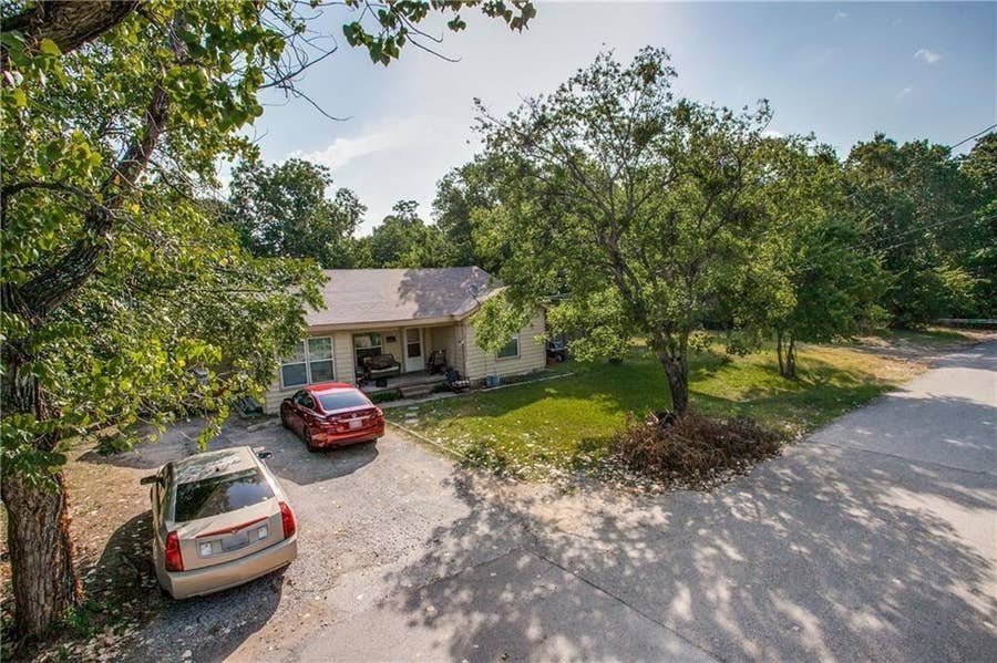Property photo for 6922 Mohawk Drive, Dallas, TX