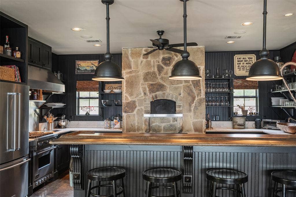 143 Shoreline Drive, Star Harbor, TX 75148 143 Shoreline Drive, Star Harbor, TX 75148