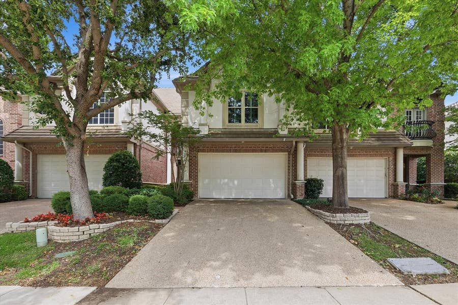 Property photo for 4222 Spyglass Hill Lane, Irving, TX