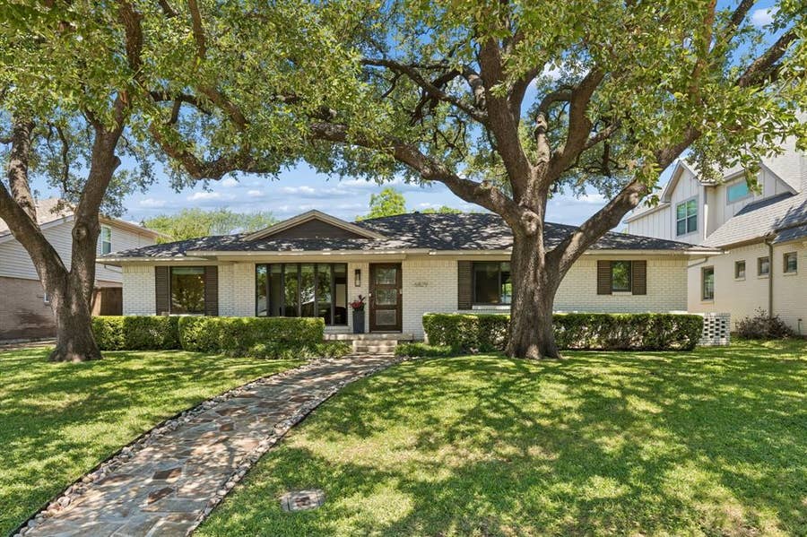 Property photo for 6829 Santa Maria Lane, Dallas, TX