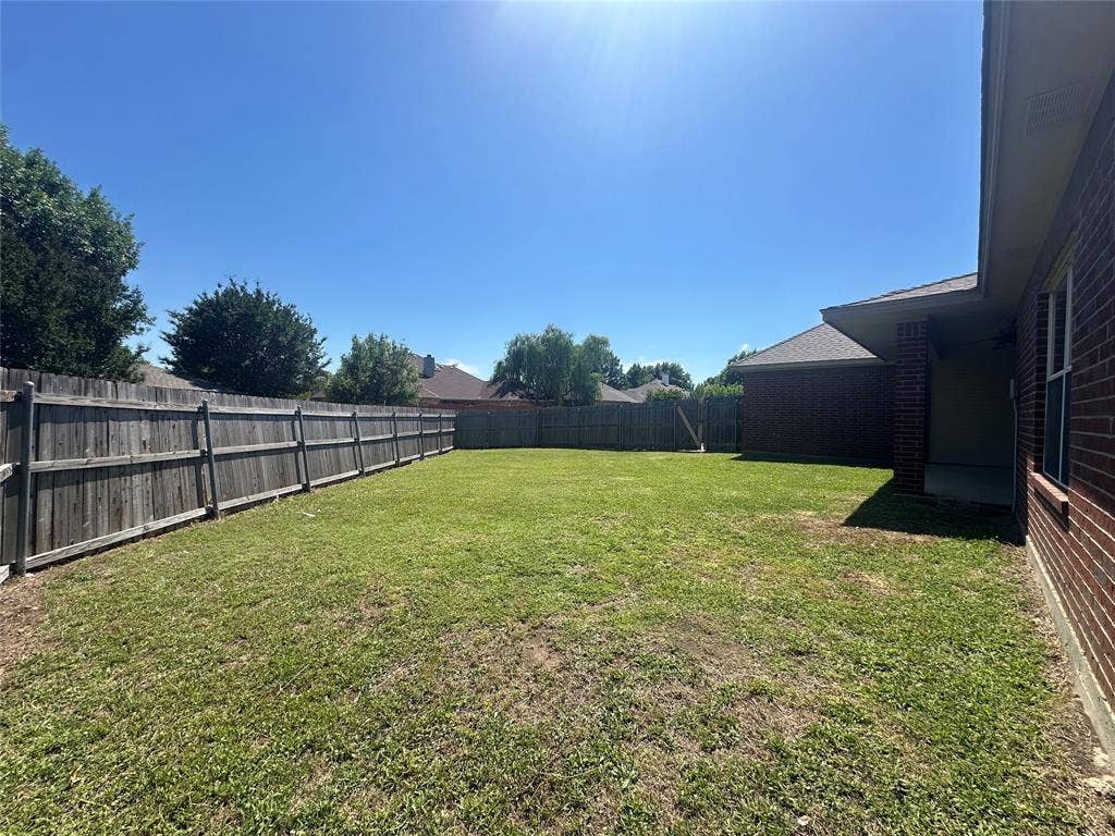 208 Red Wolf Lane, Red Oak, TX 75154 208 Red Wolf Lane, Red Oak, TX 75154