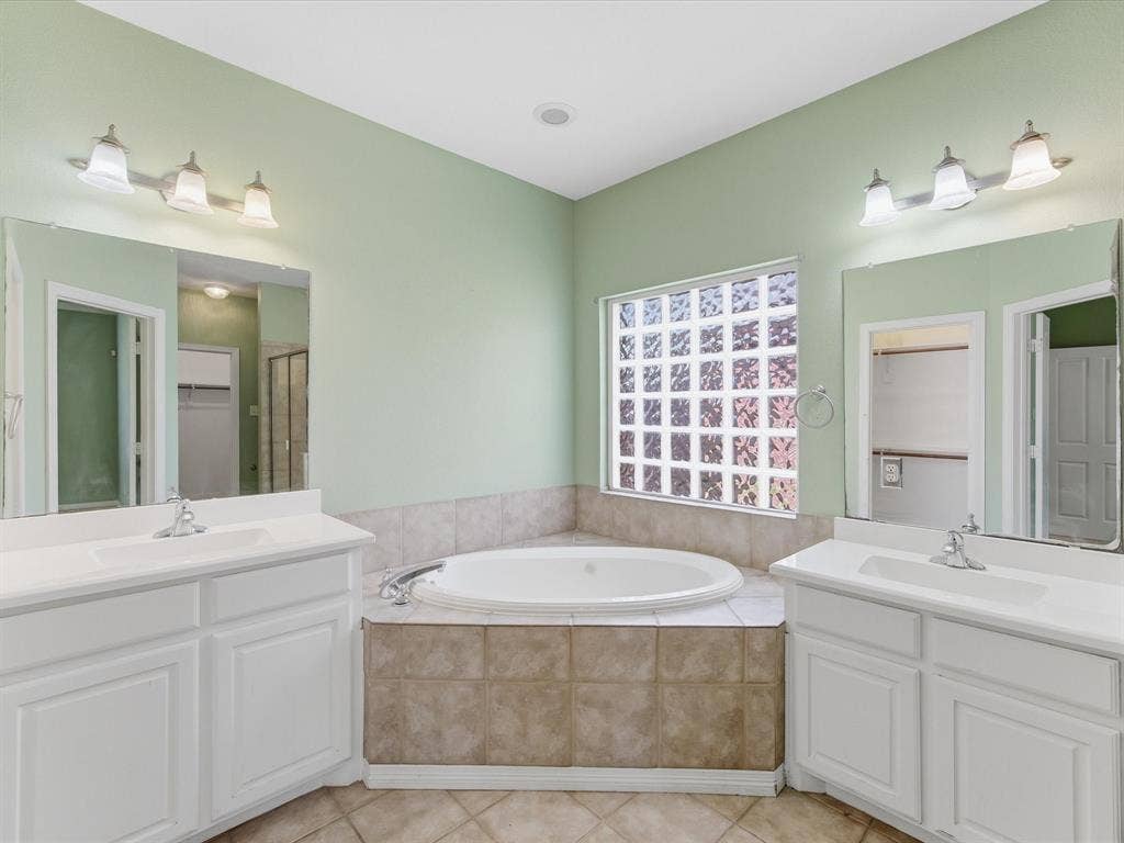 208 Red Wolf Lane, Red Oak, TX 75154 208 Red Wolf Lane, Red Oak, TX 75154