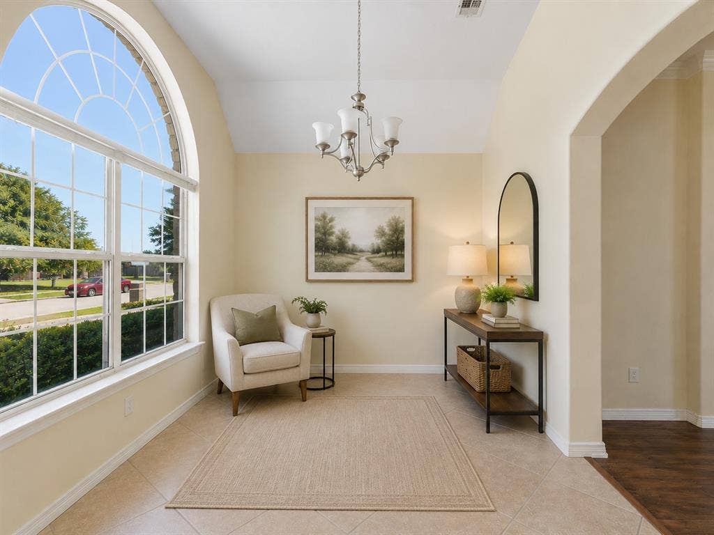 208 Red Wolf Lane, Red Oak, TX 75154 Virtually Staged