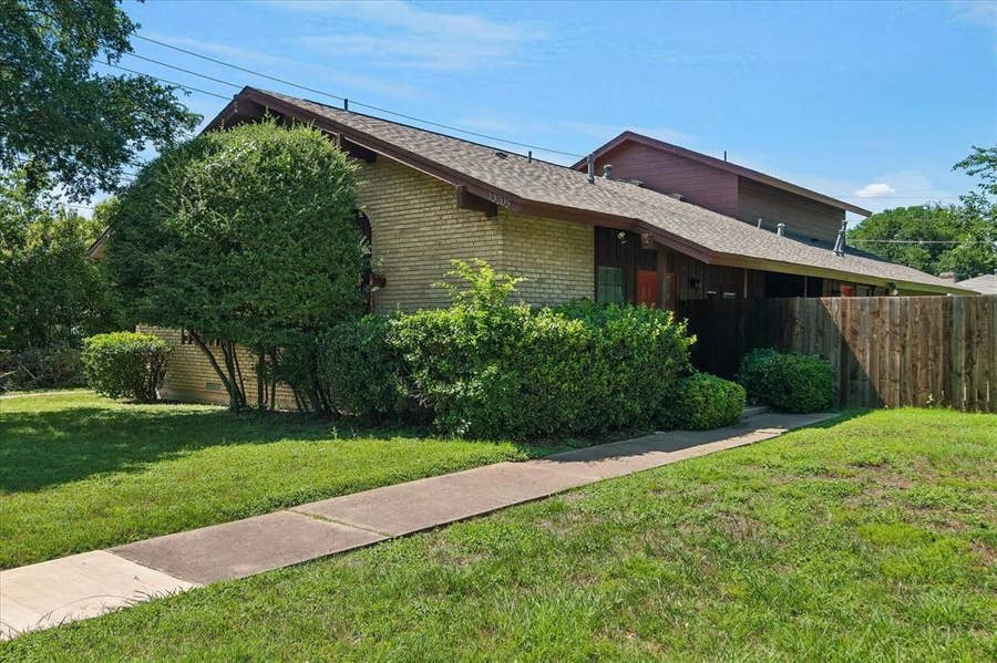 Property photo for 13203 - 13205 Kit Lane, Dallas, TX