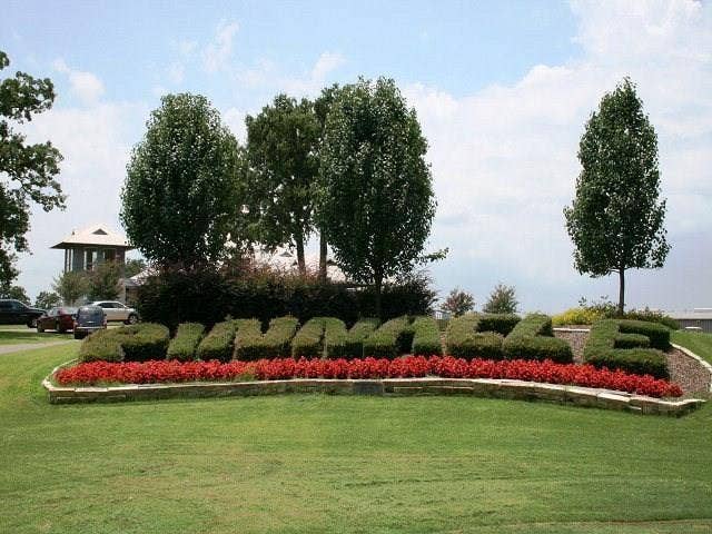 Property photo for 154 Hilton Head Island Drive, Mabank, TX