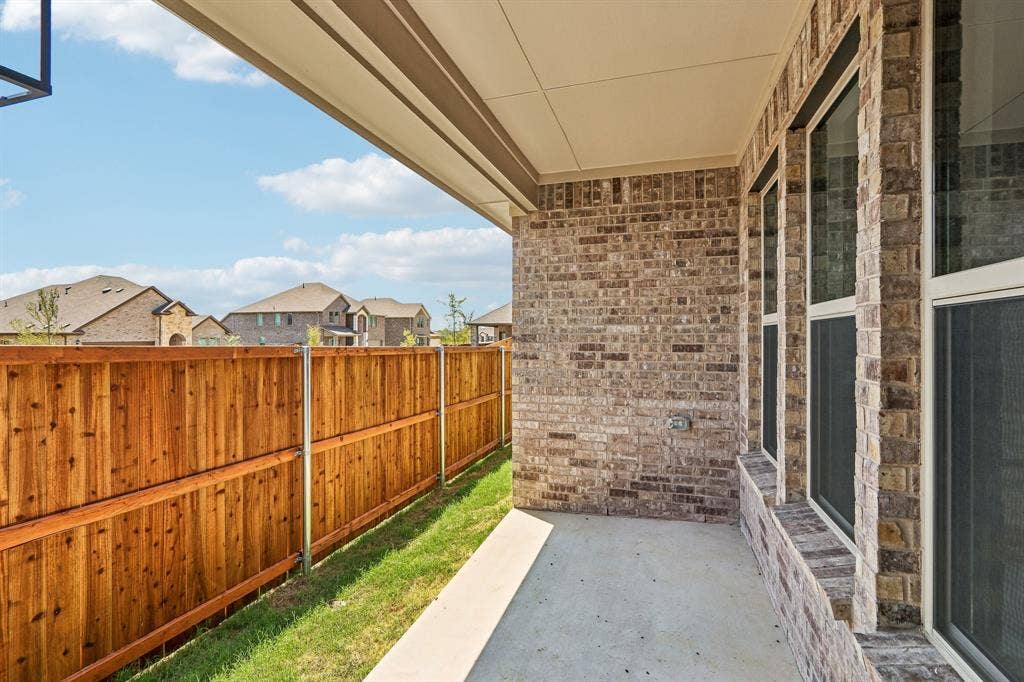 2604 Gladewater Road, Celina, TX 75009 2604 Gladewater Road, Celina, TX 75009