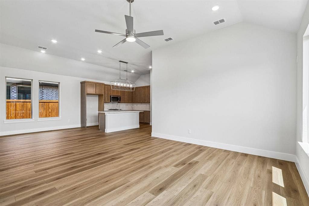 2604 Gladewater Road, Celina, TX 75009 2604 Gladewater Road, Celina, TX 75009