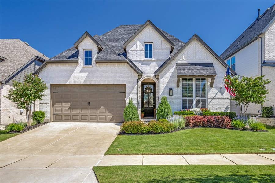 Property photo for 3236 Abelia Street, McKinney, TX