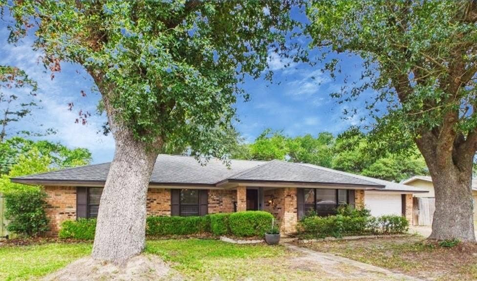 710 Bunny Rabbit Road, Athens, TX 75751 710 Bunny Rabbit Road, Athens, TX 75751