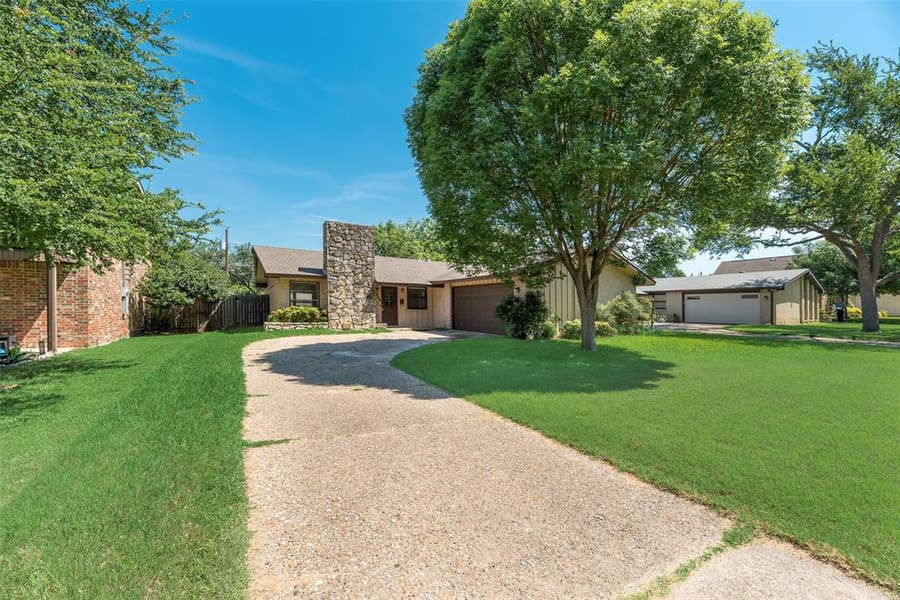Property photo for 908 Prestwick Lane, Richardson, TX
