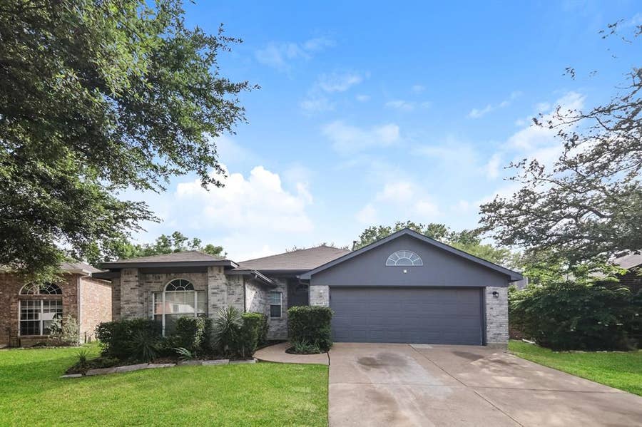 Property photo for 1446 Cross Courts Drive, Garland, TX