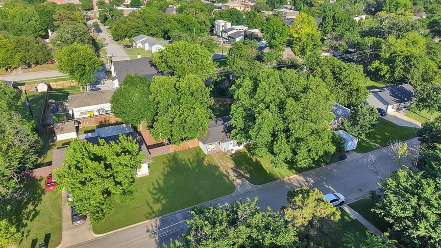 Property photo for 1103 Bellaire Drive, Grapevine, TX