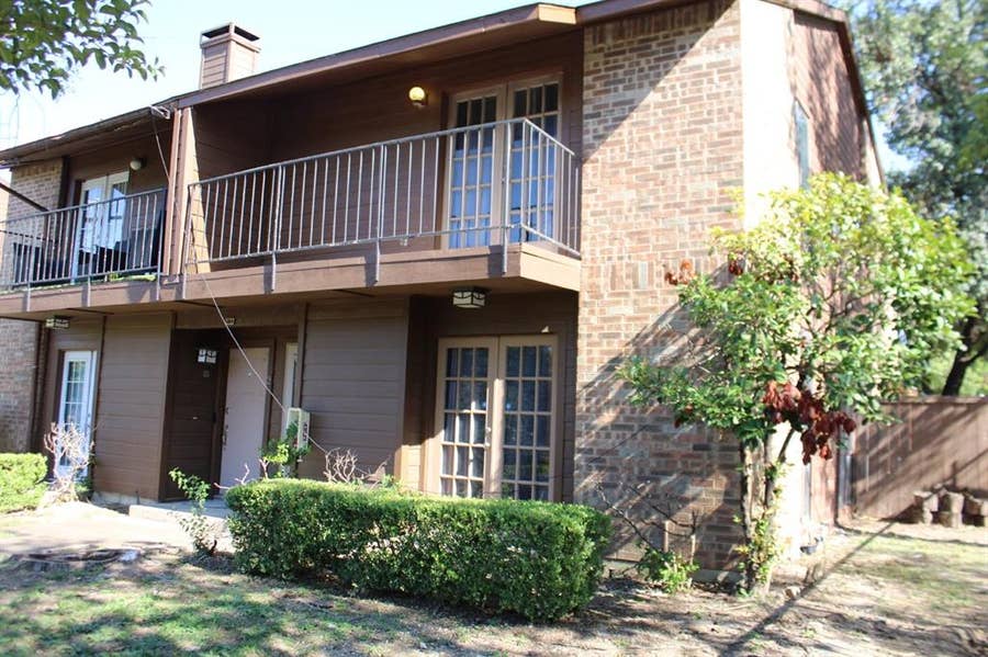 Property photo for 7522 Holly Hill Drive, #1, Dallas, TX