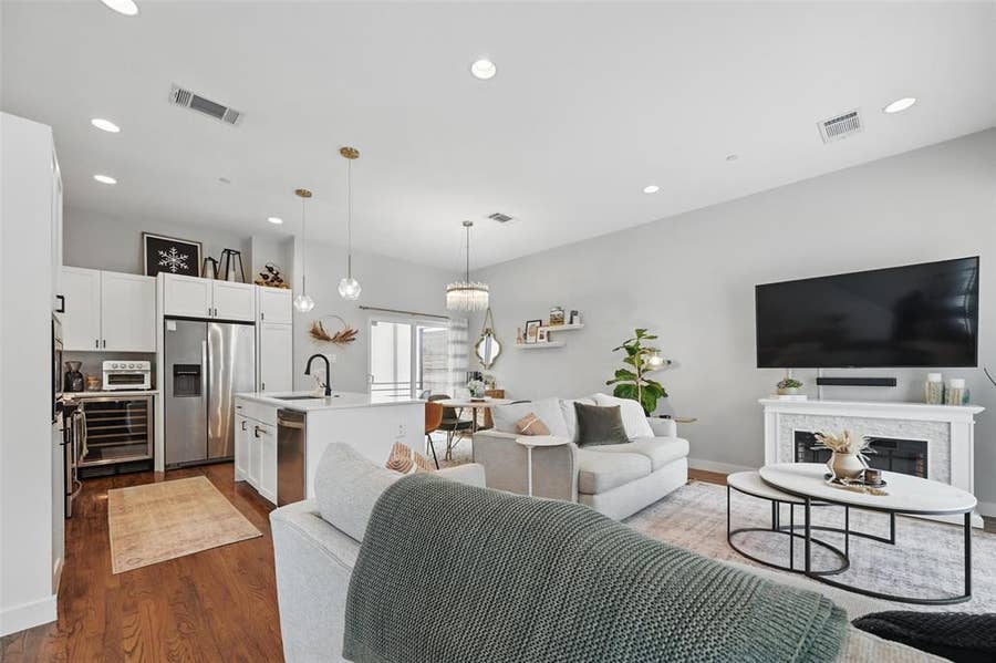 Property photo for 2280 N Fitzhugh Avenue, #30, Dallas, TX