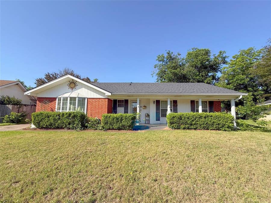 Property photo for 612 N 59th Street, Waco, TX