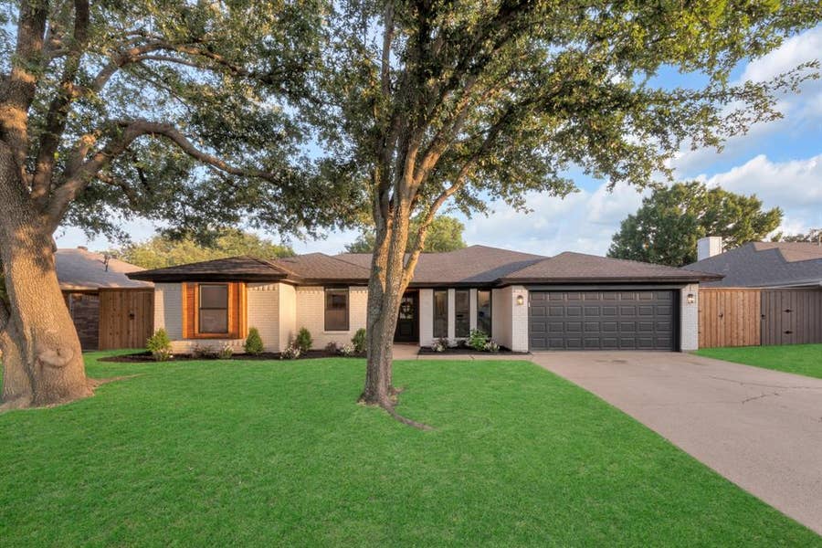 Property photo for 217 Rancho Grande Trail, Keller, TX