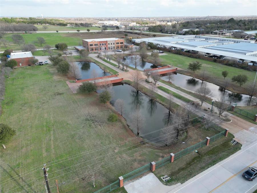 Property photo for 11351 Hilltop Road, Argyle, TX