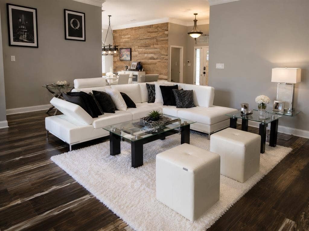 4315 Creekmeadow Drive, Dallas, TX 75287 Great for entertaining. Projector and large screen on demand.