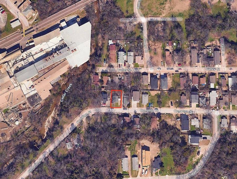 Property photo for 1239 Compton Street, Dallas, TX