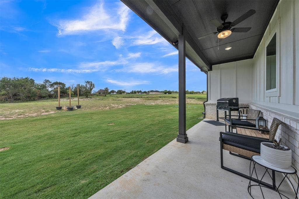 2004 Willy Dilly Road, Springtown, TX 76082 2004 Willy Dilly Road, Springtown, TX 76082