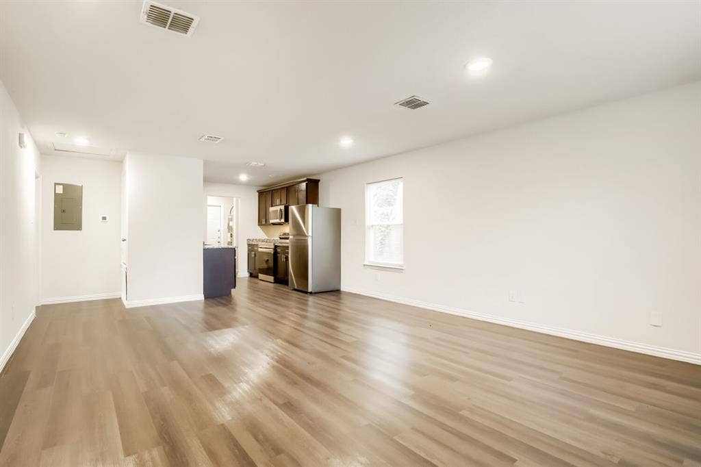1900 N 17th Street, Waco, TX 76707 1900 N 17th Street, Waco, TX 76707