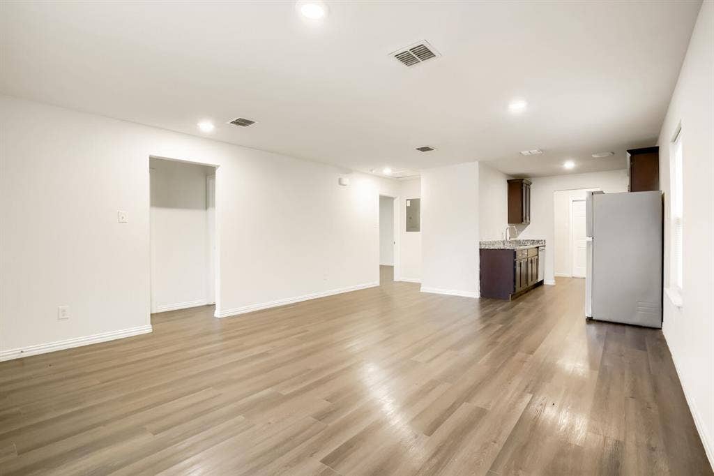 1900 N 17th Street, Waco, TX 76707 1900 N 17th Street, Waco, TX 76707