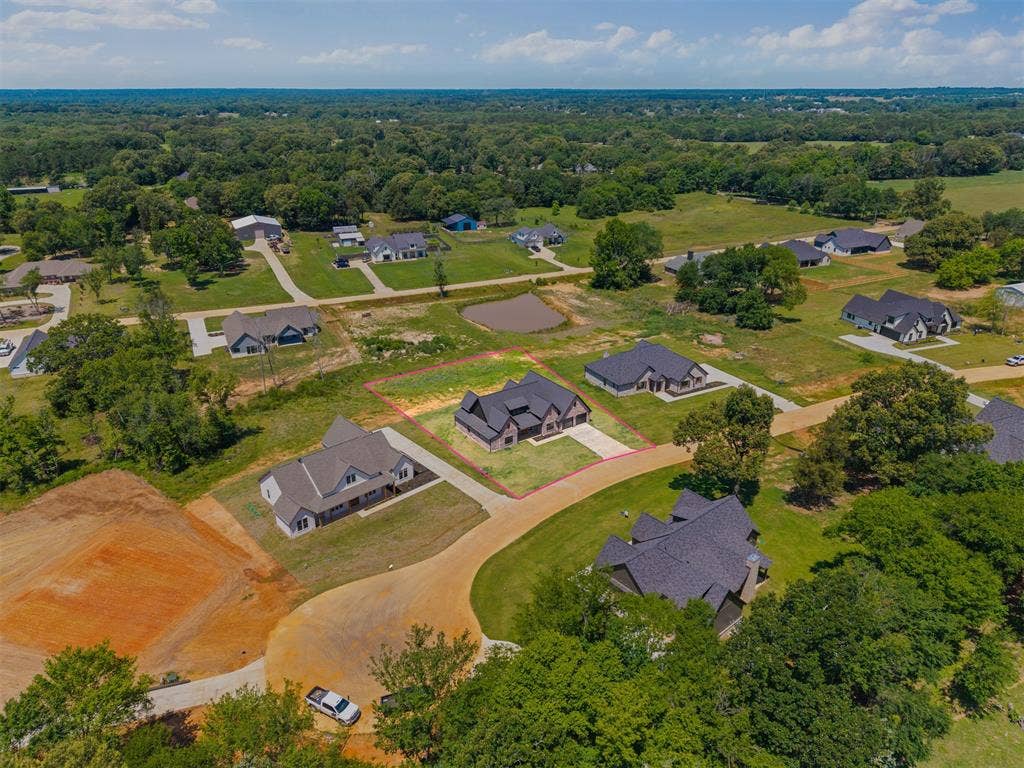 13827 Luka Lane, Tyler, TX 75704 13827 Luka Lane, Tyler, TX 75704