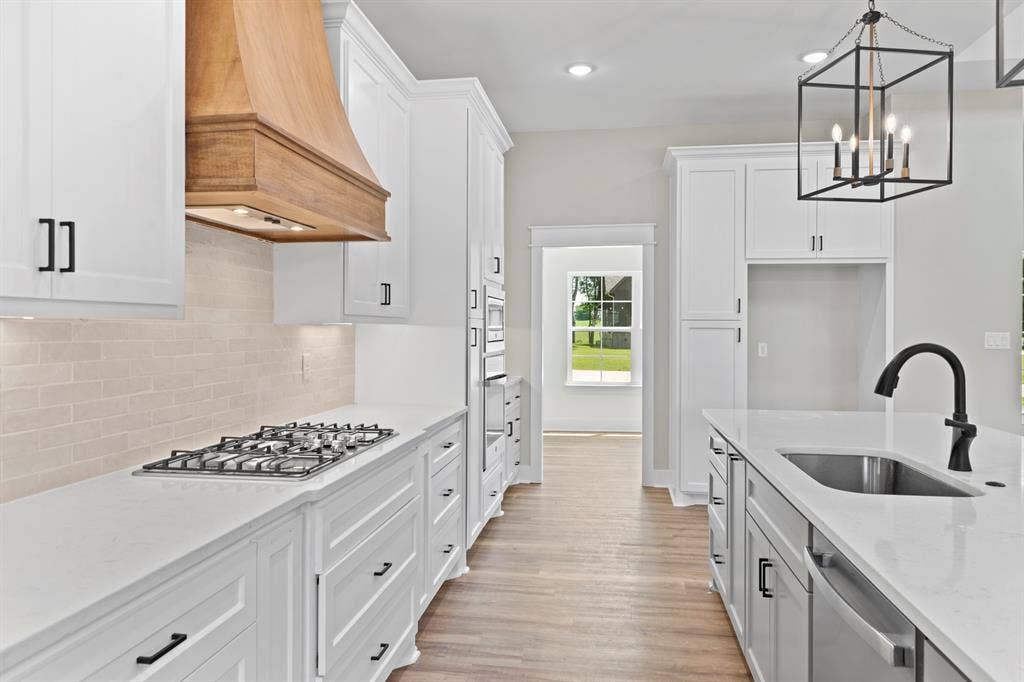 13827 Luka Lane, Tyler, TX 75704 13827 Luka Lane, Tyler, TX 75704