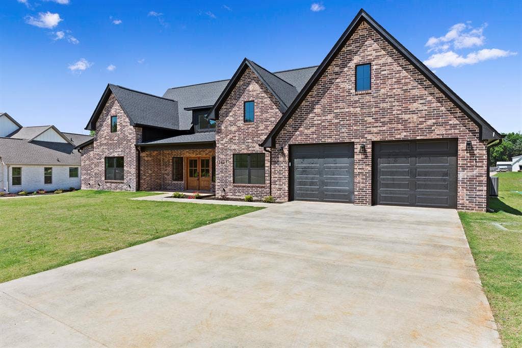 13827 Luka Lane, Tyler, TX 75704 13827 Luka Lane, Tyler, TX 75704