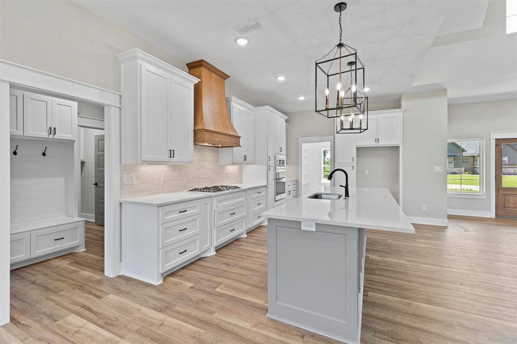 13827 Luka Lane, Tyler, TX 75704 13827 Luka Lane, Tyler, TX 75704