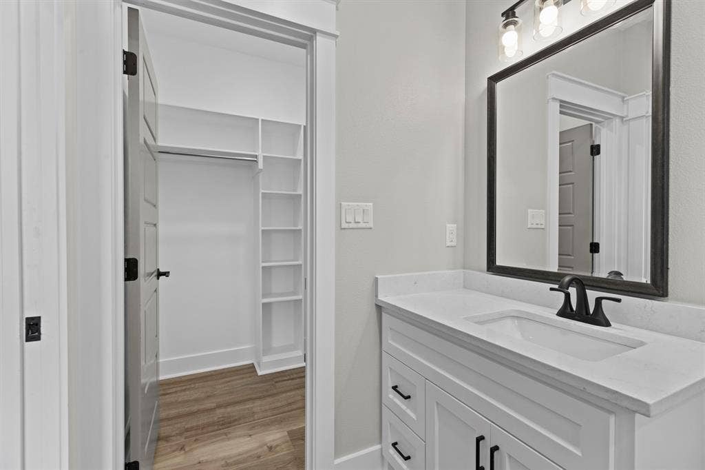 13827 Luka Lane, Tyler, TX 75704 13827 Luka Lane, Tyler, TX 75704