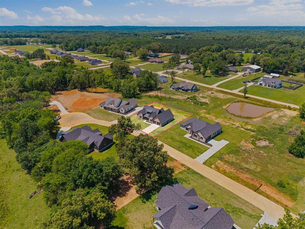 13827 Luka Lane, Tyler, TX 75704 13827 Luka Lane, Tyler, TX 75704