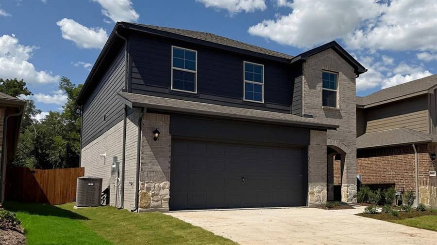 Property photo for 2215 Bosque Trail, Crandall, TX