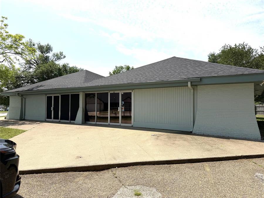 Property photo for 406 Lindsey Lane, Athens, TX
