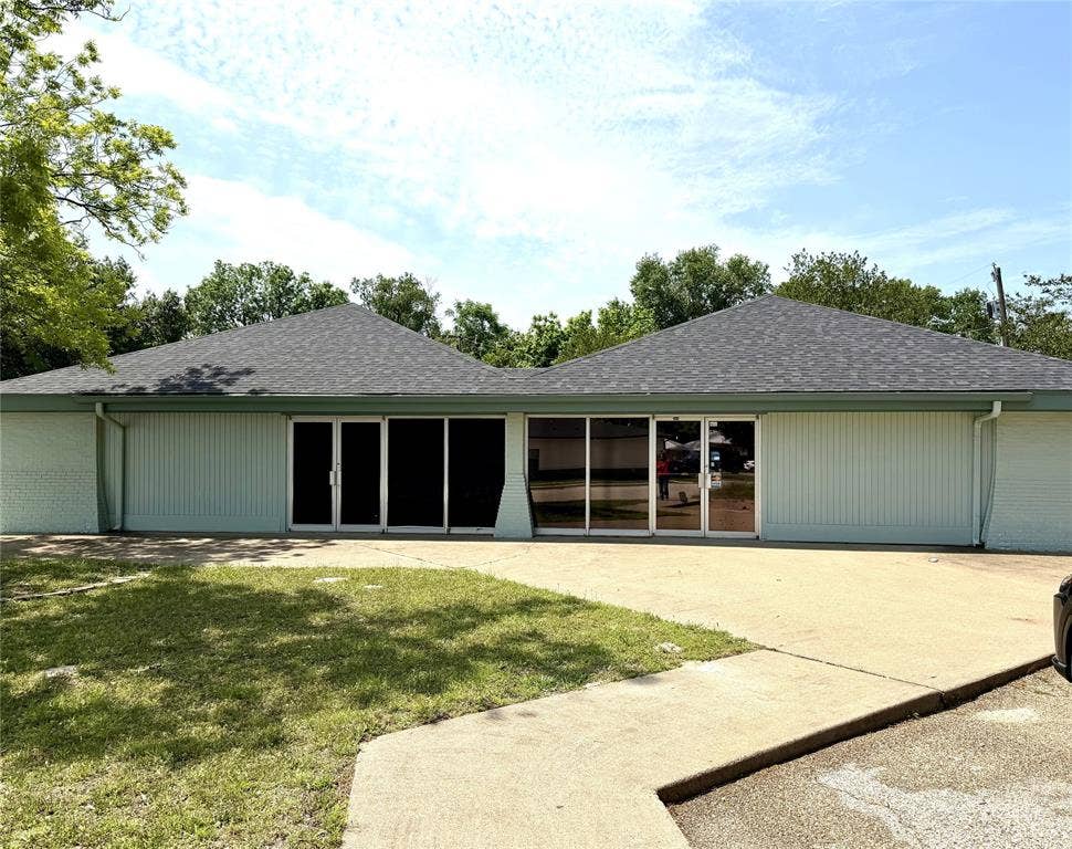 406 Lindsey Lane, Athens, TX 75751 406 Lindsey Lane, Athens, TX 75751