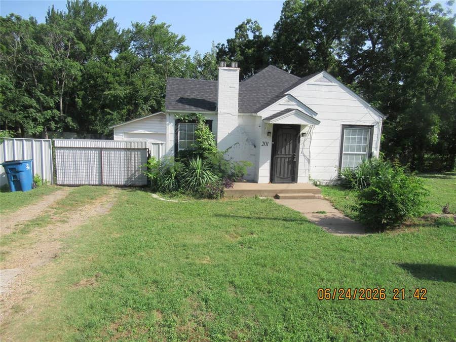Property photo for 201 E Dallas Street, Hutchins, TX
