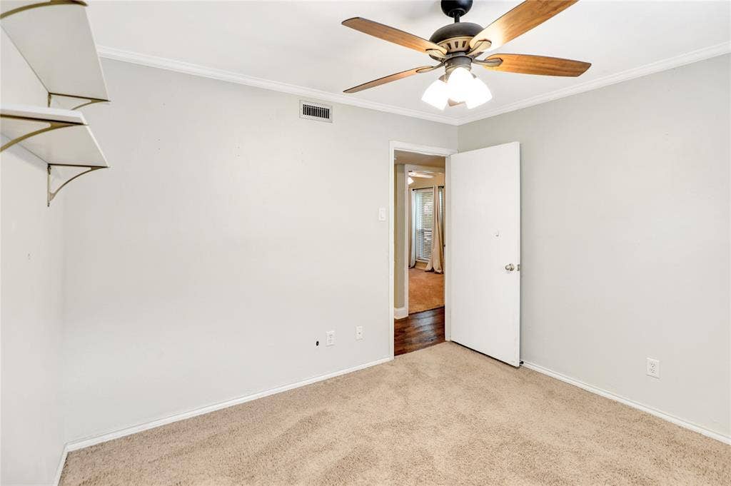 1113 Mossvine Drive, Plano, TX 75023 1113 Mossvine Drive, Plano, TX 75023