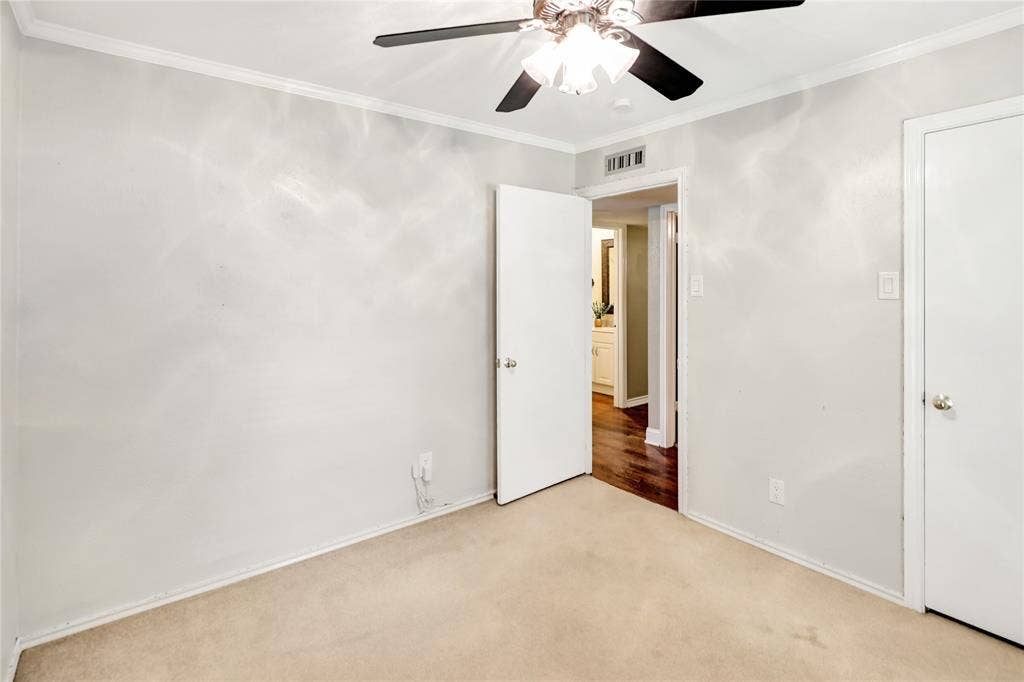 1113 Mossvine Drive, Plano, TX 75023 1113 Mossvine Drive, Plano, TX 75023